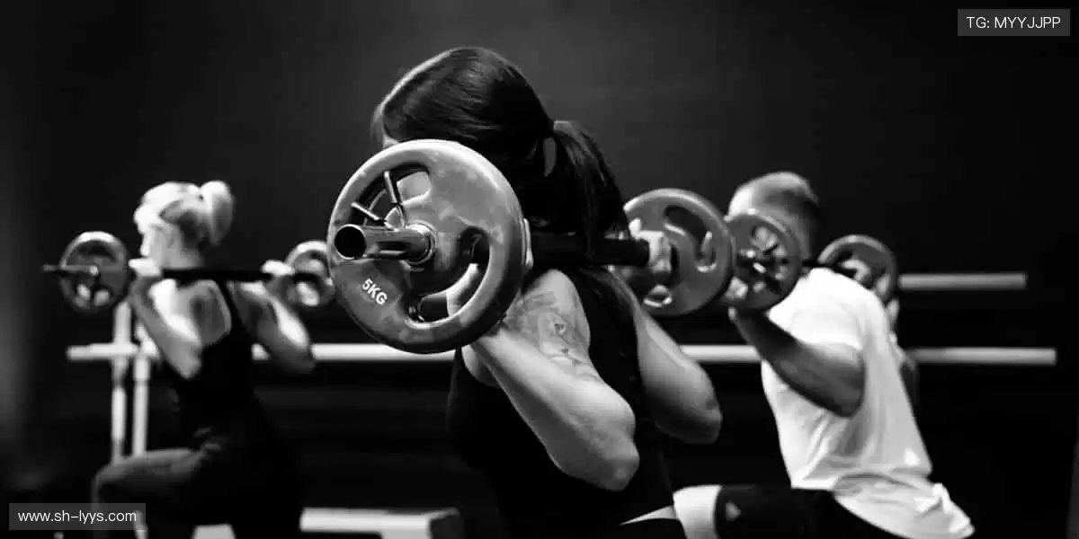 📱随时随地,精彩赛事永不离线!